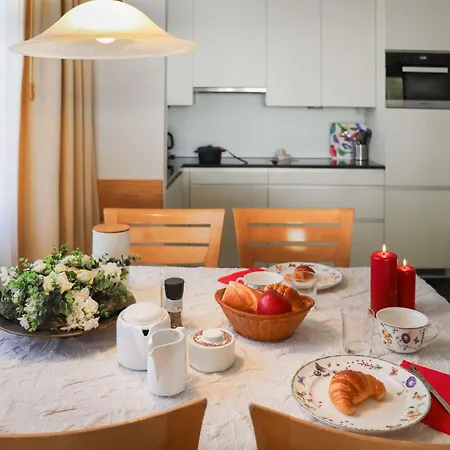 Attika Allod Park Apartment *